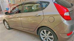 هیوندای ئەکسنت هاچباک